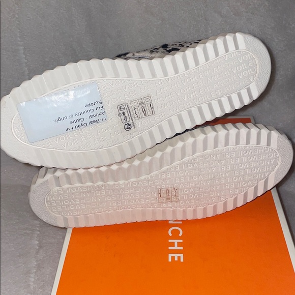 NWT VOILE BLANCHE Ines Faux Fur Sneakers in Black-White - Picture 15 of 15